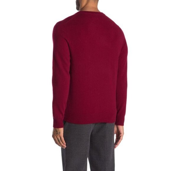 Qi Cashmere Crew Neck Sweater - Picture 2 of 5